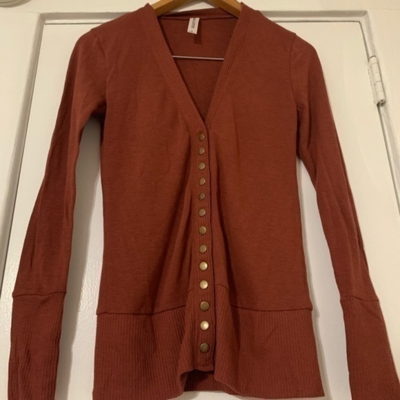 Zenana Outfitters Red-Orange Cardigan Size SMALL - Picture 3 of 5